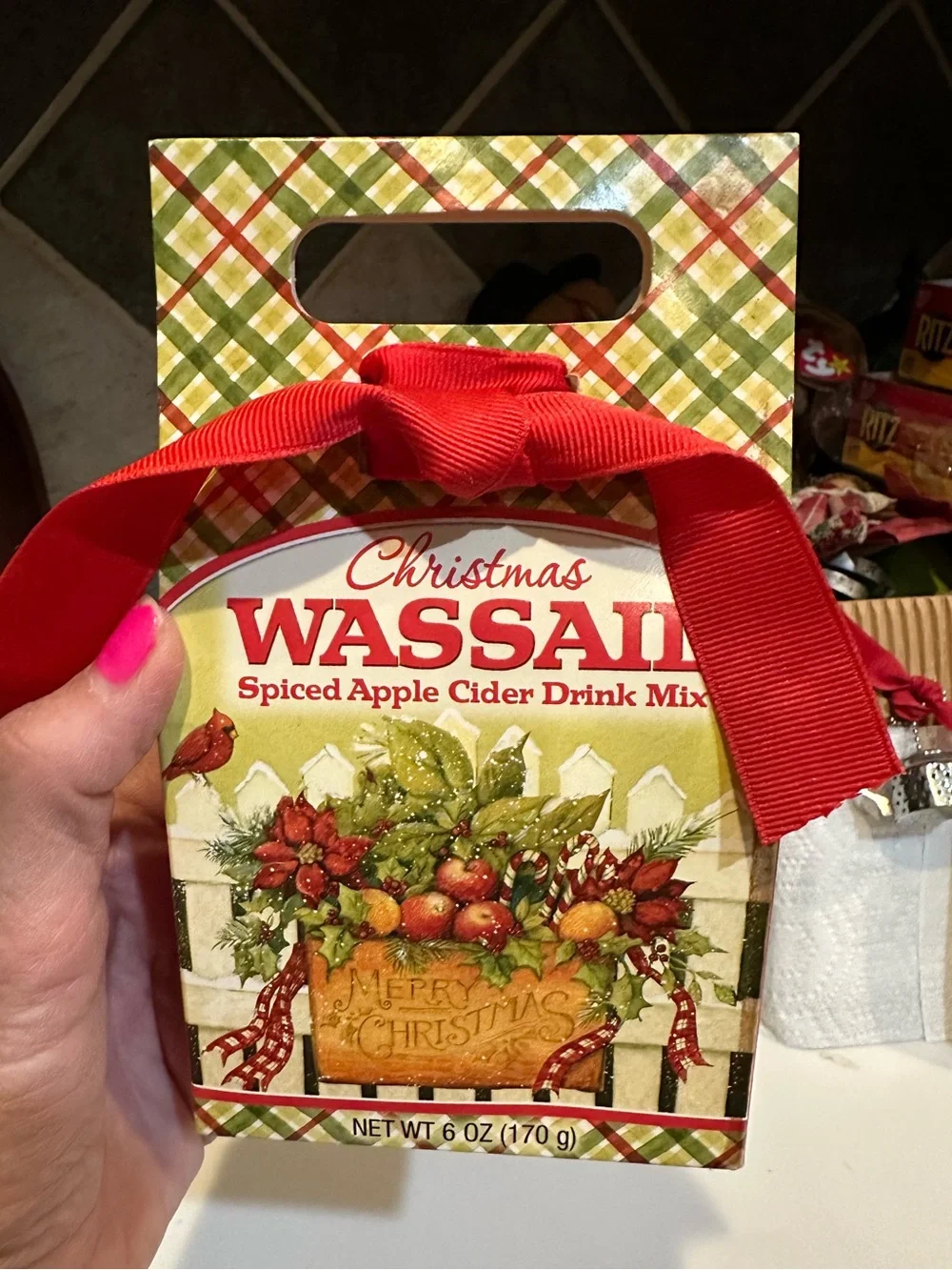2011 CHRISTMAS WASAIL SPICED APPLE CIDER DRINK MIX GIFT COLLECTIBLE SUSAN WINGET